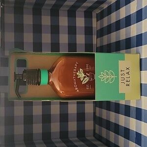 Bath & Bodyworks Carrier Bundle